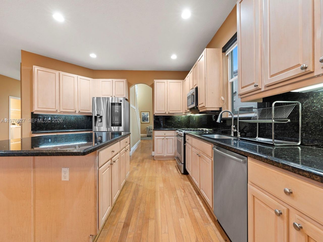 1104 NW 139th Ave , Pembroke Pines, FL 33028 Photo