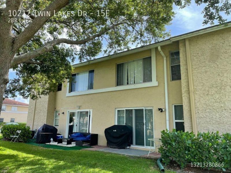 10046 Twin Lakes Dr, Unit 6-L, Coral Springs, FL 33071 Photo