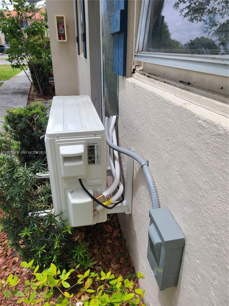 1005 N 18th Ct, Unit 3, Hollywood, FL 33020 Photo