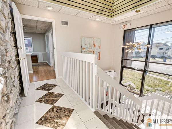 894 Green Street , Iselin, NJ 08830