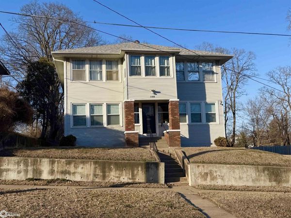 1108 Jefferson Street, Burlington, IA 52601