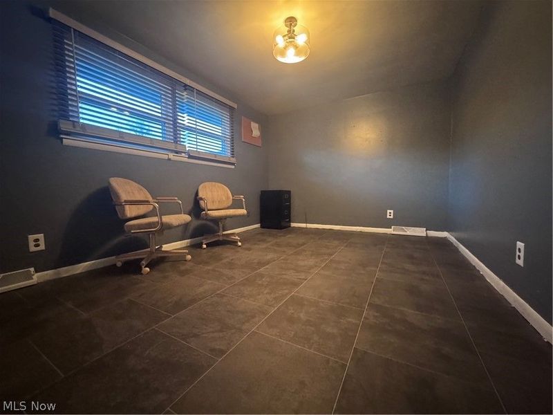 1621 Coventry Avenue NE, Warren, OH 44483 Photo 12