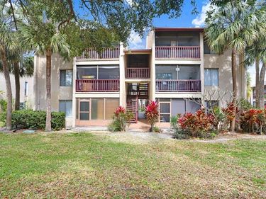 8605 HURON COURT , Unit 33, TAMPA, FL 33614