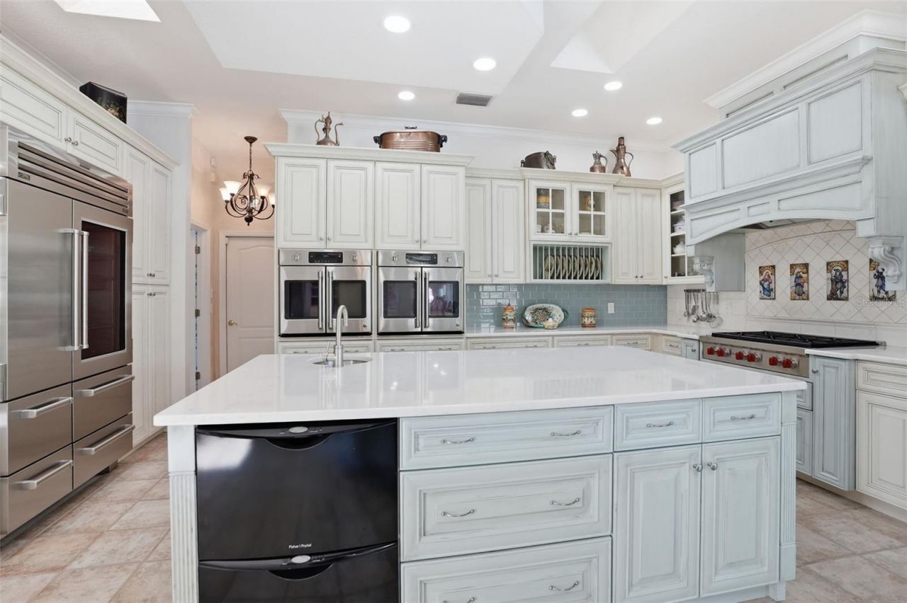 7275 Crystal Spring Run , Weeki Wachee, FL 34607 Photo