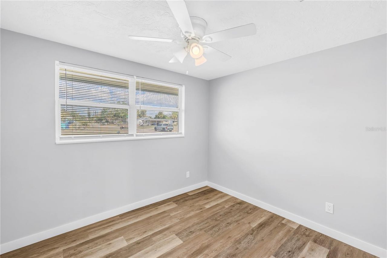 2112 Hopkins Drive W, Bradenton, FL 34207 Photo