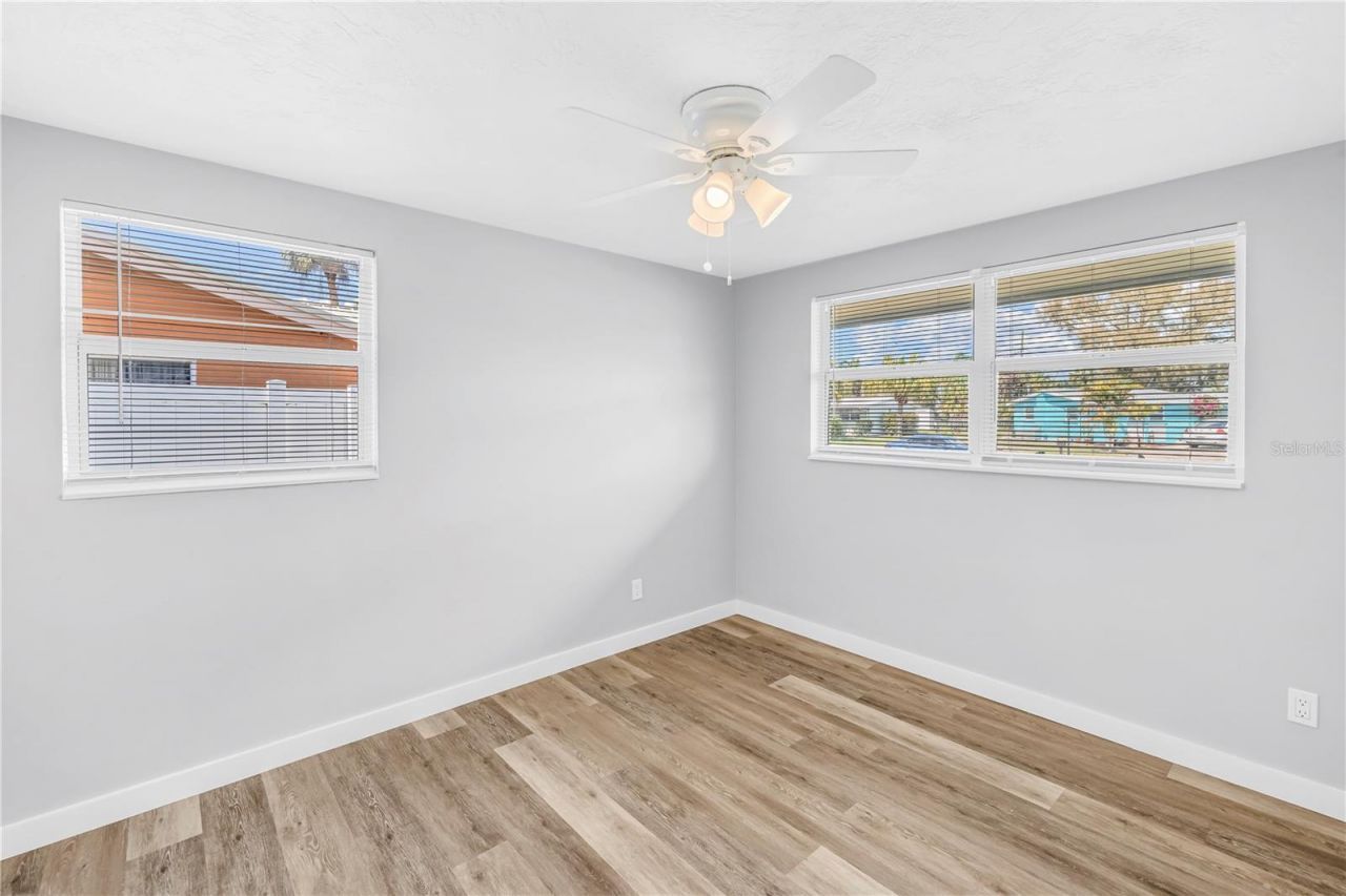 2112 Hopkins Drive W, Bradenton, FL 34207 Photo