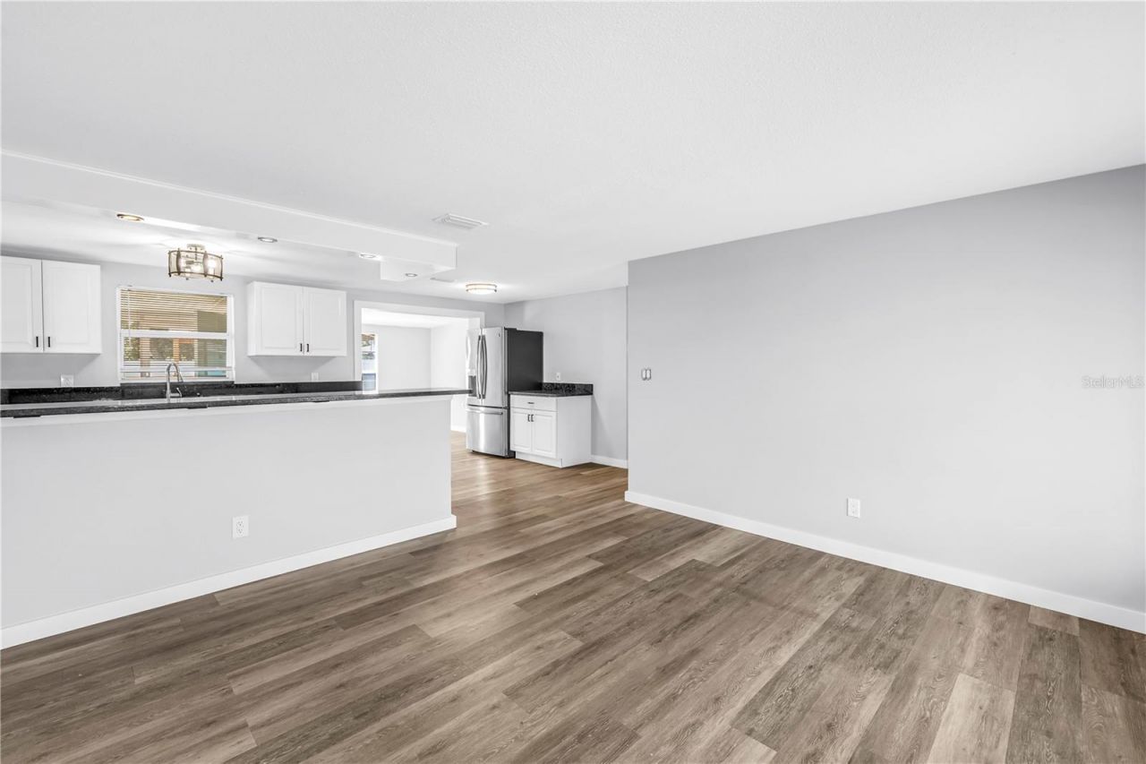 2112 Hopkins Drive W, Bradenton, FL 34207 Photo