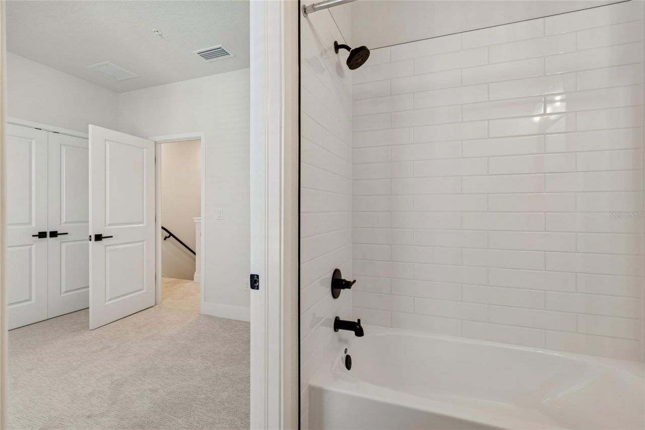 6605 N Nebraska Avenue, Unit 20, Tampa, FL 33604 Photo