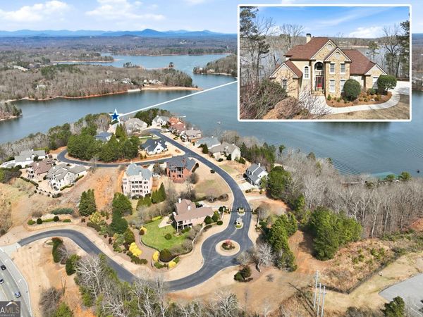 2819 Point Overlook, Gainesville, GA 30501