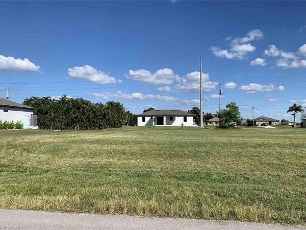 1709 NW 24th PL , CAPE CORAL, FL 33993