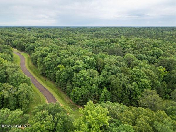Water Oak DR, Columbus, MS 39705