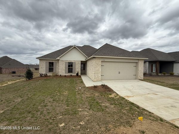 352 Willow Way, Canton, MS 39046