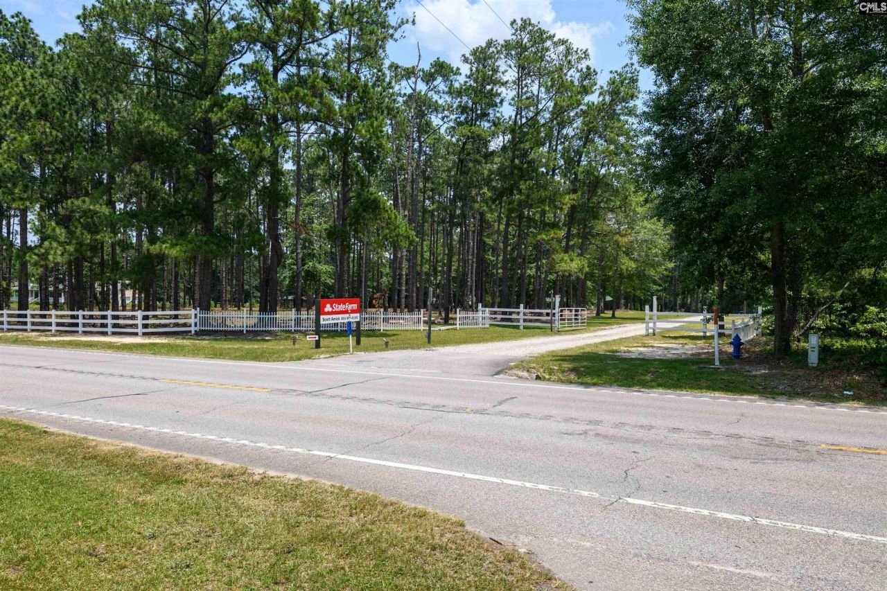 150 Charter Oak Road  Photo 4