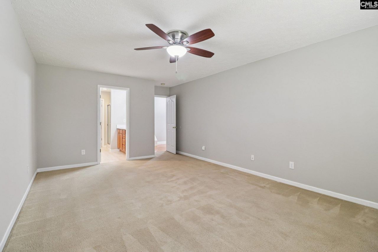 109 Dutch Oaks Drive Photo 13