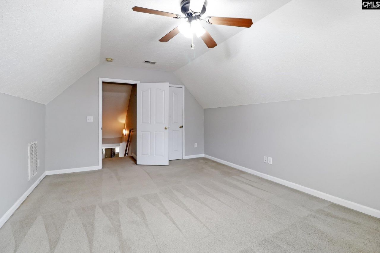 109 Dutch Oaks Drive Photo 28