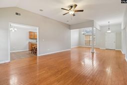 109 Dutch Oaks Drive photo 4