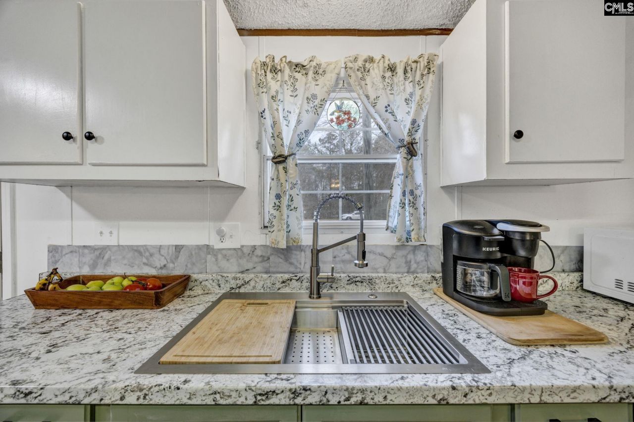 47 Belvis Road  Photo 13