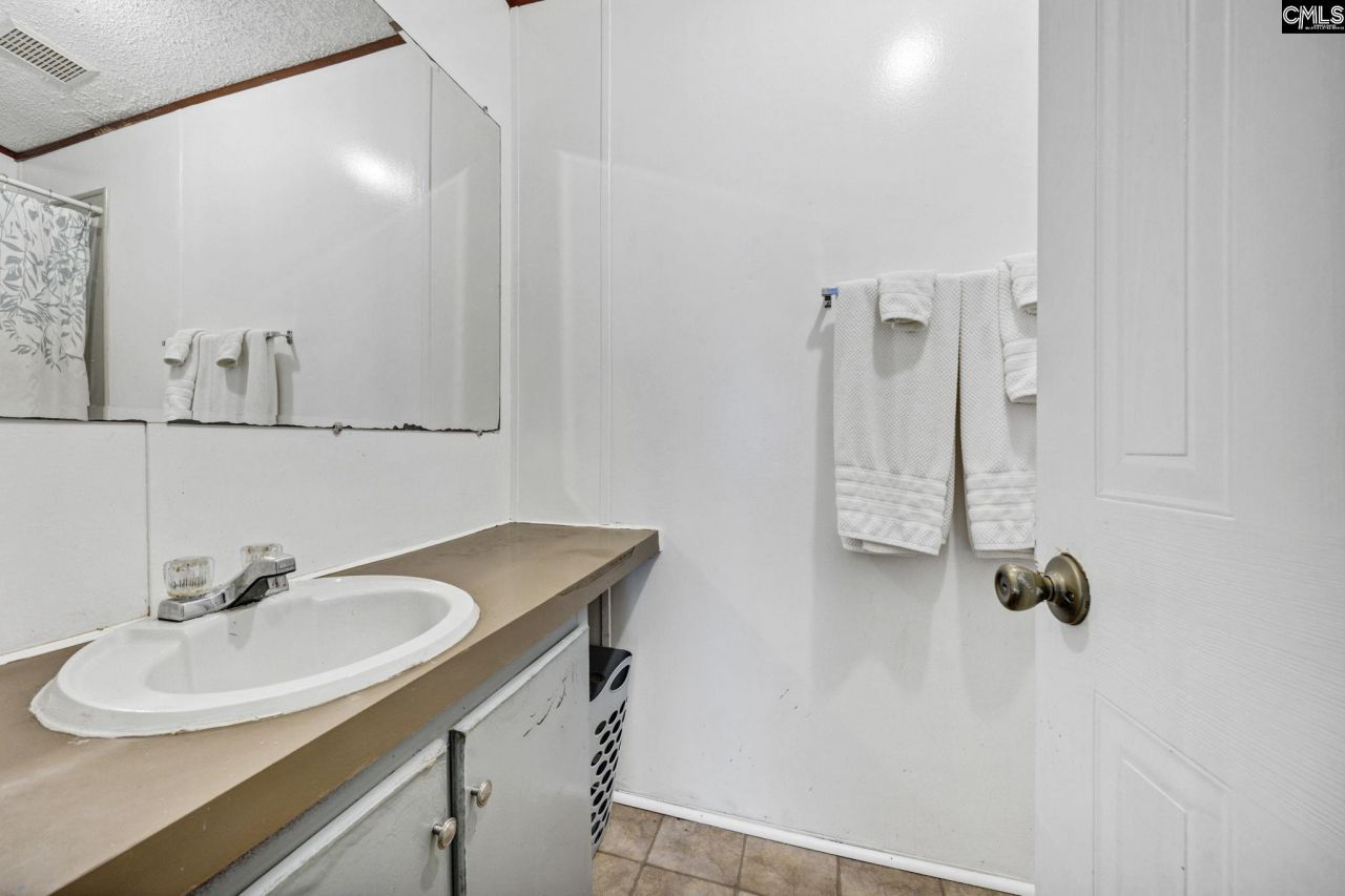 47 Belvis Road  Photo 27