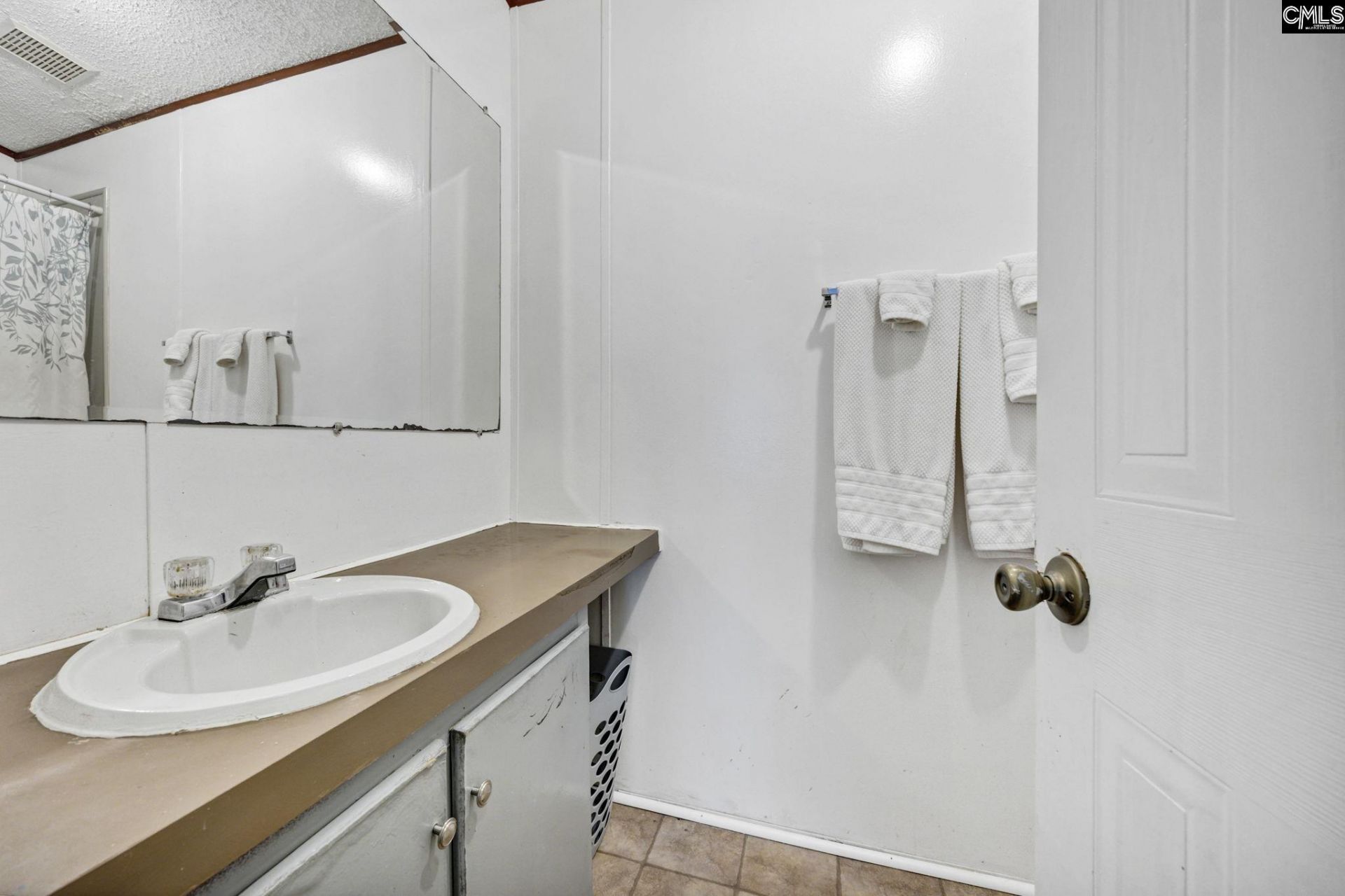 47 Belvis Road Photo 28