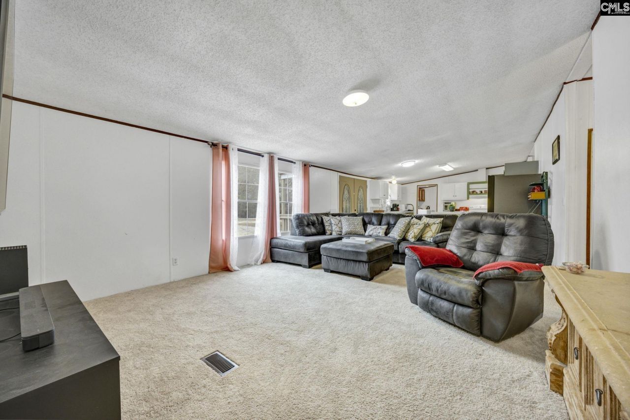 47 Belvis Road  Photo 5