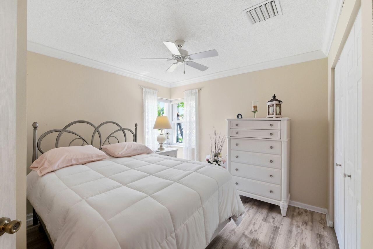 33 Sausalito Drive, Boynton Beach, FL 33436 Photo