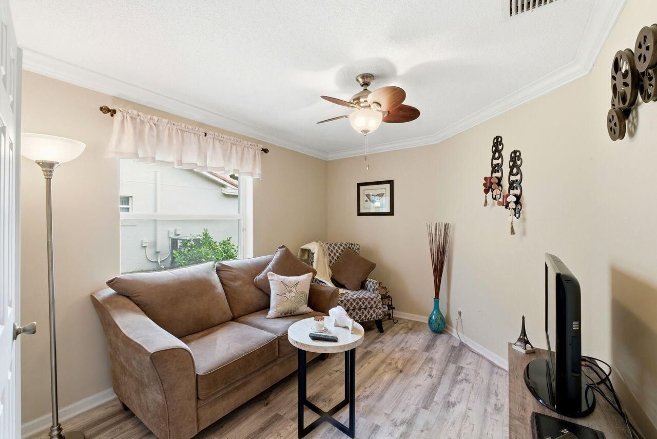 33 Sausalito Drive, Boynton Beach, FL 33436 Photo