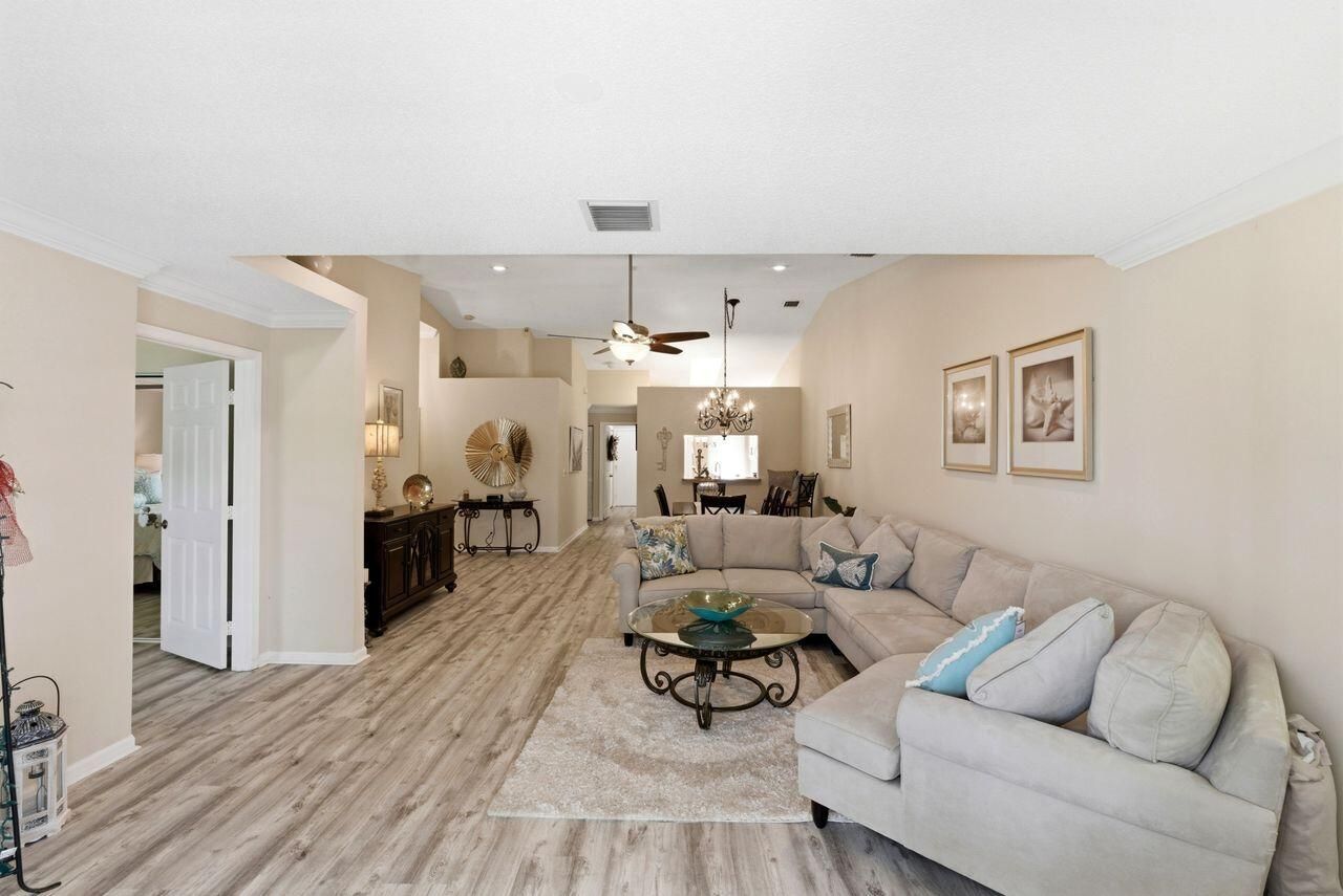 33 Sausalito Drive, Boynton Beach, FL 33436 Photo