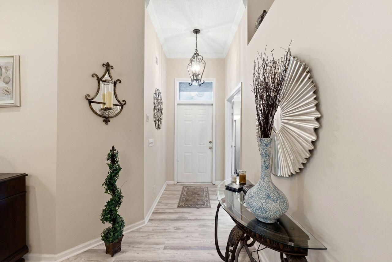 33 Sausalito Drive, Boynton Beach, FL 33436 Photo