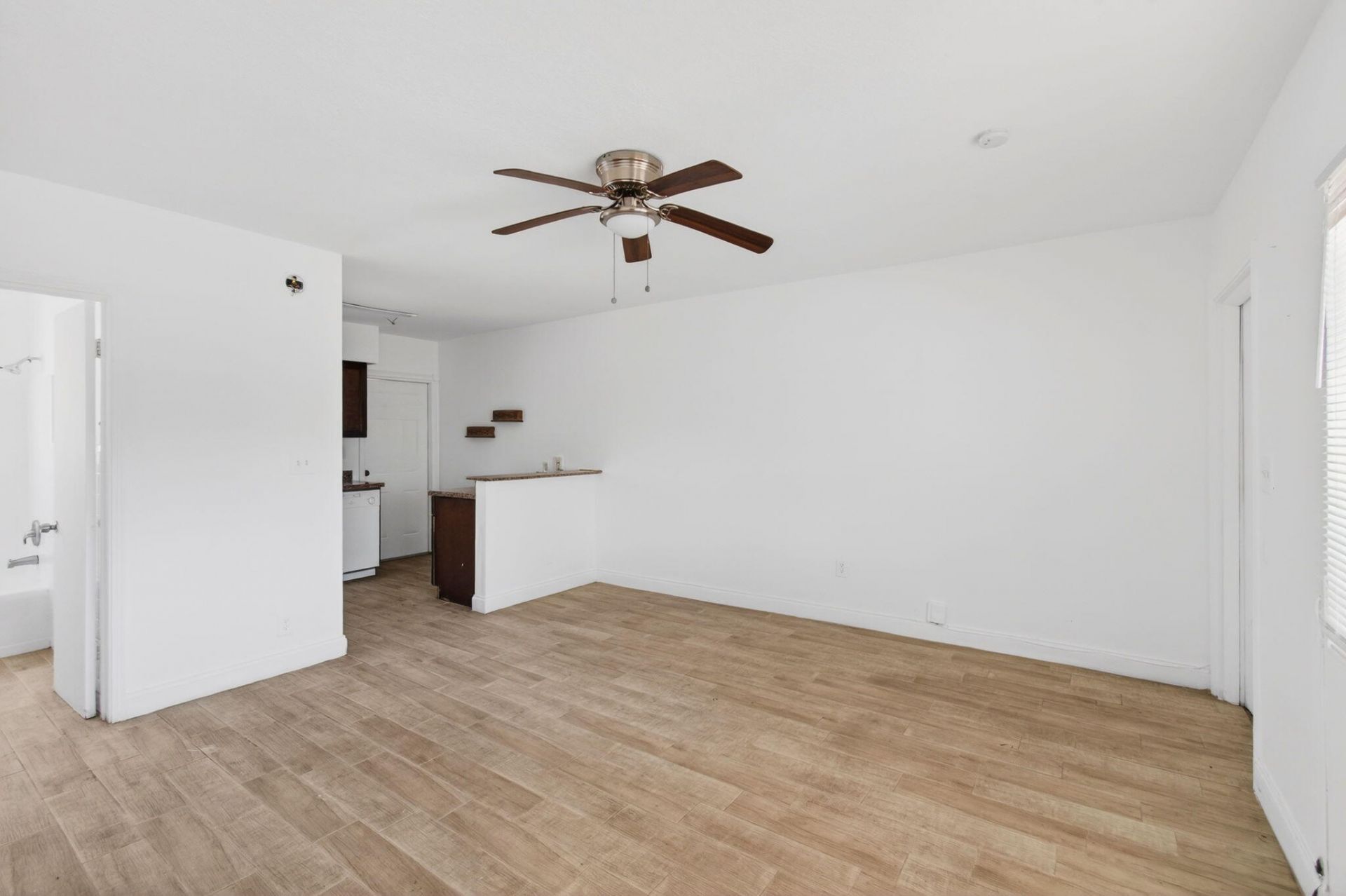 512 N 9th Avenue N, Lake Worth Beach, FL 33460 Photo