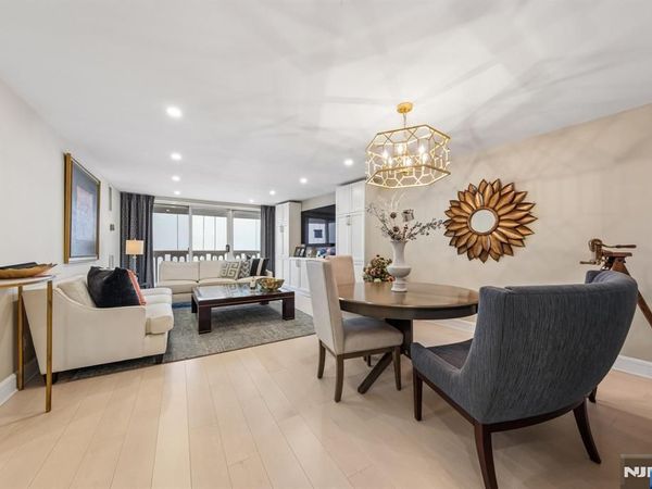 555 North Avenue 16-N, Unit 16-N, FORT LEE, NJ 07024