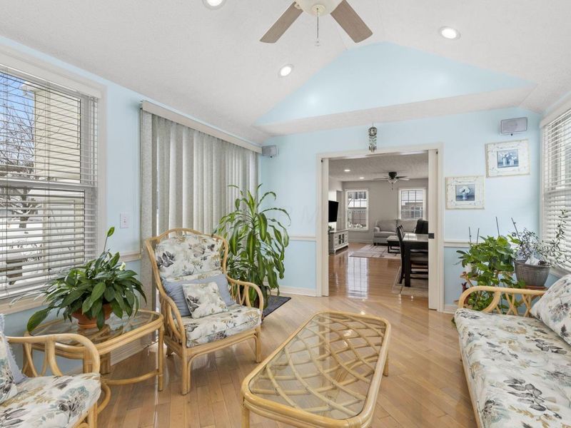 8483 Olenbrook Drive, Lewis Center, OH 43035 Photo 13