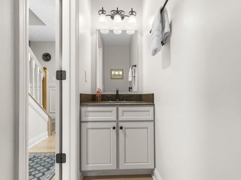 8483 Olenbrook Drive, Lewis Center, OH 43035 Photo 21