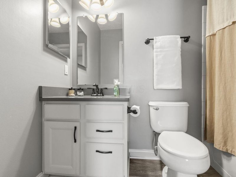 8483 Olenbrook Drive, Lewis Center, OH 43035 Photo 31