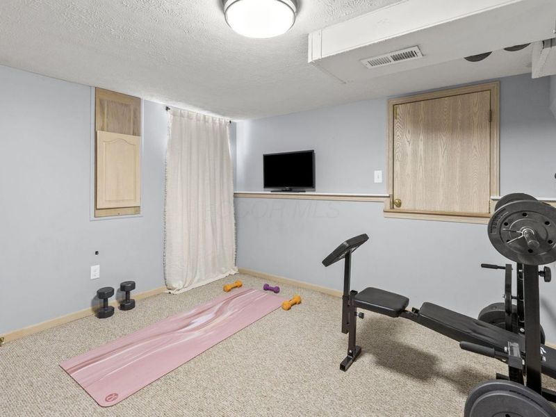 8483 Olenbrook Drive, Lewis Center, OH 43035 Photo 39