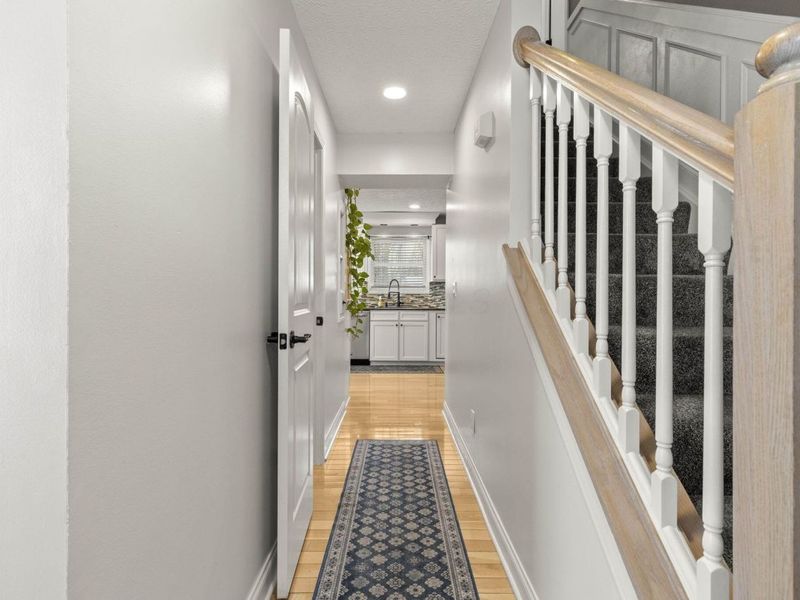 8483 Olenbrook Drive, Lewis Center, OH 43035 Photo 5