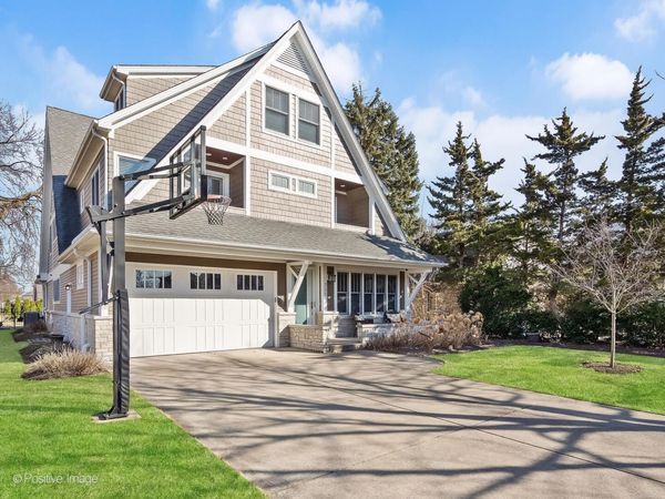 333 Kenmore Avenue , Elmhurst, IL 60126