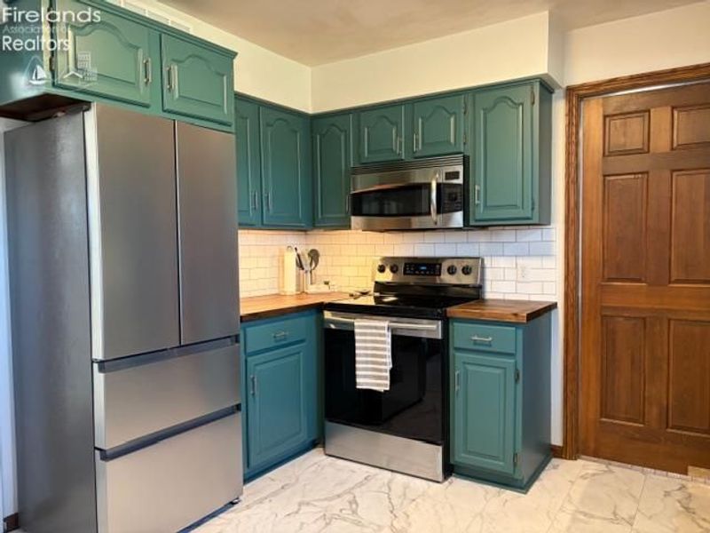 145 W. Woodmere Drive, Tiffin, OH 44883 Photo 28