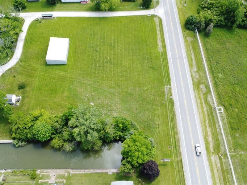 2629 NE Catawba Road, Port Clinton, OH 43452 Photo 2