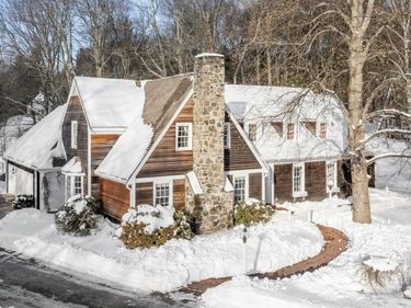 23 Tahanto Trail, Harvard, MA 01451