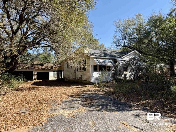 4060 Dickson Lane, Mobile, AL 36618
