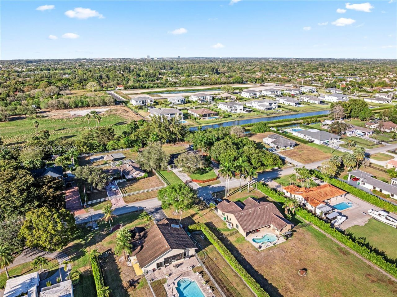 15131 SW 31st Ct, Davie, FL 33331 Photo