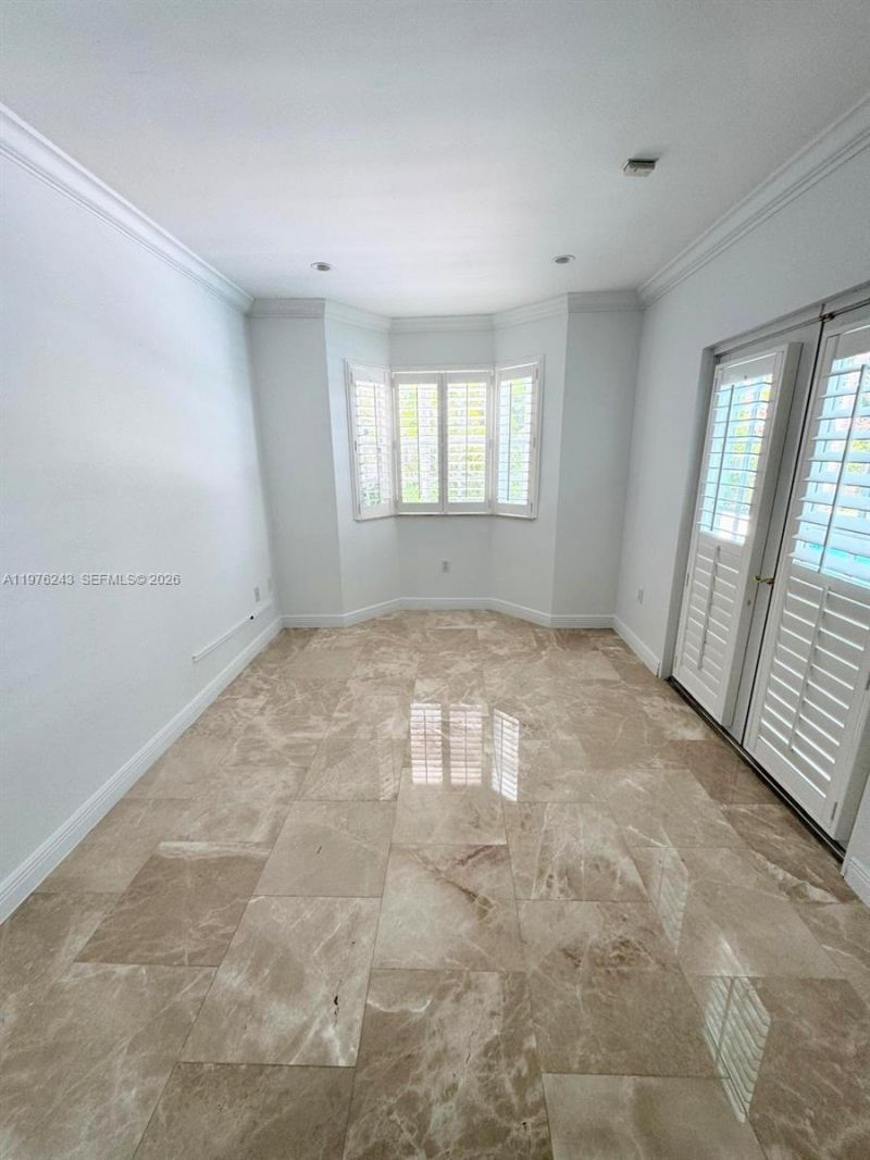 5920 Maynada St, Unit 5920, Coral Gables, FL 33146 Photo