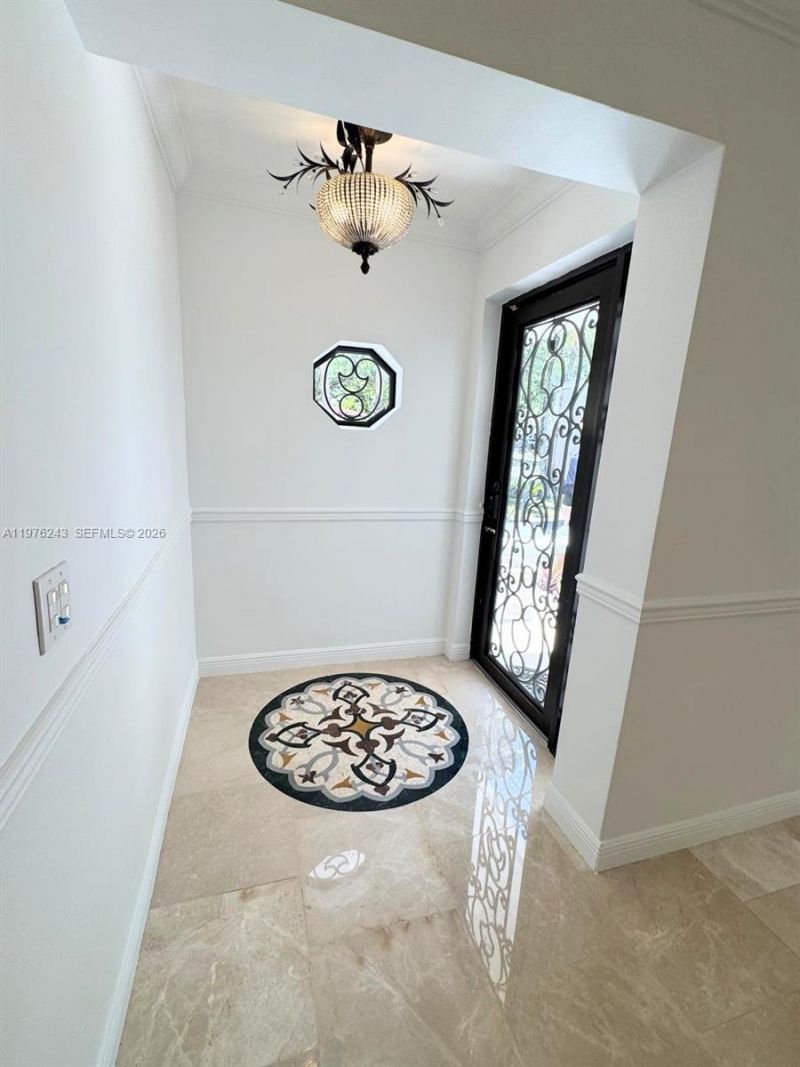 5920 Maynada St, Unit 5920, Coral Gables, FL 33146 Photo