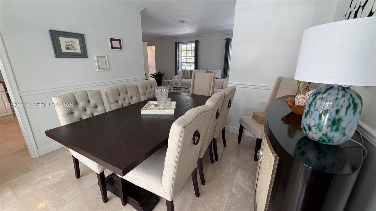 5920 Maynada St, Unit 5920, Coral Gables, FL 33146 Photo