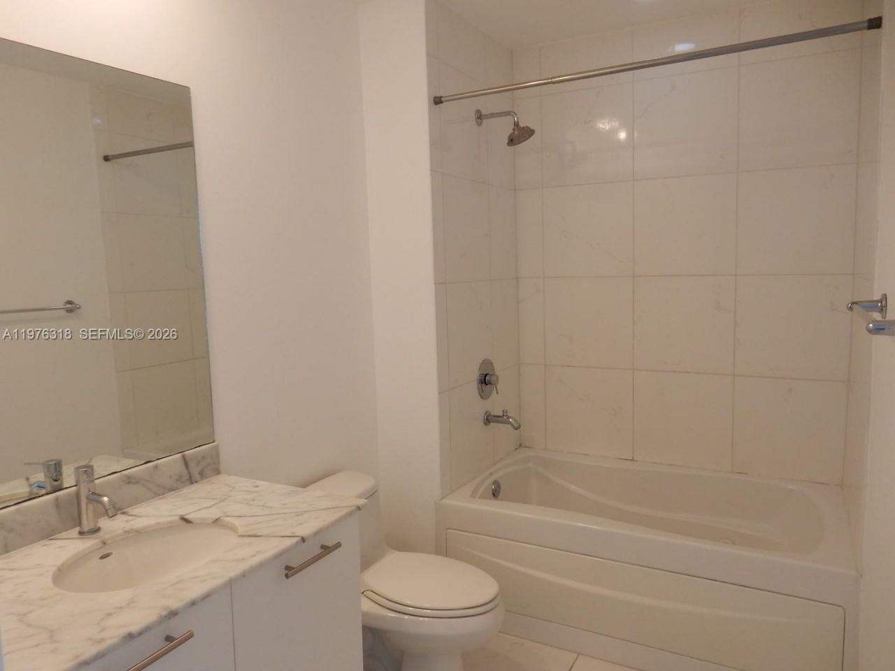 950 Brickell Bay Dr, Unit 4508, Miami, FL 33131 Photo