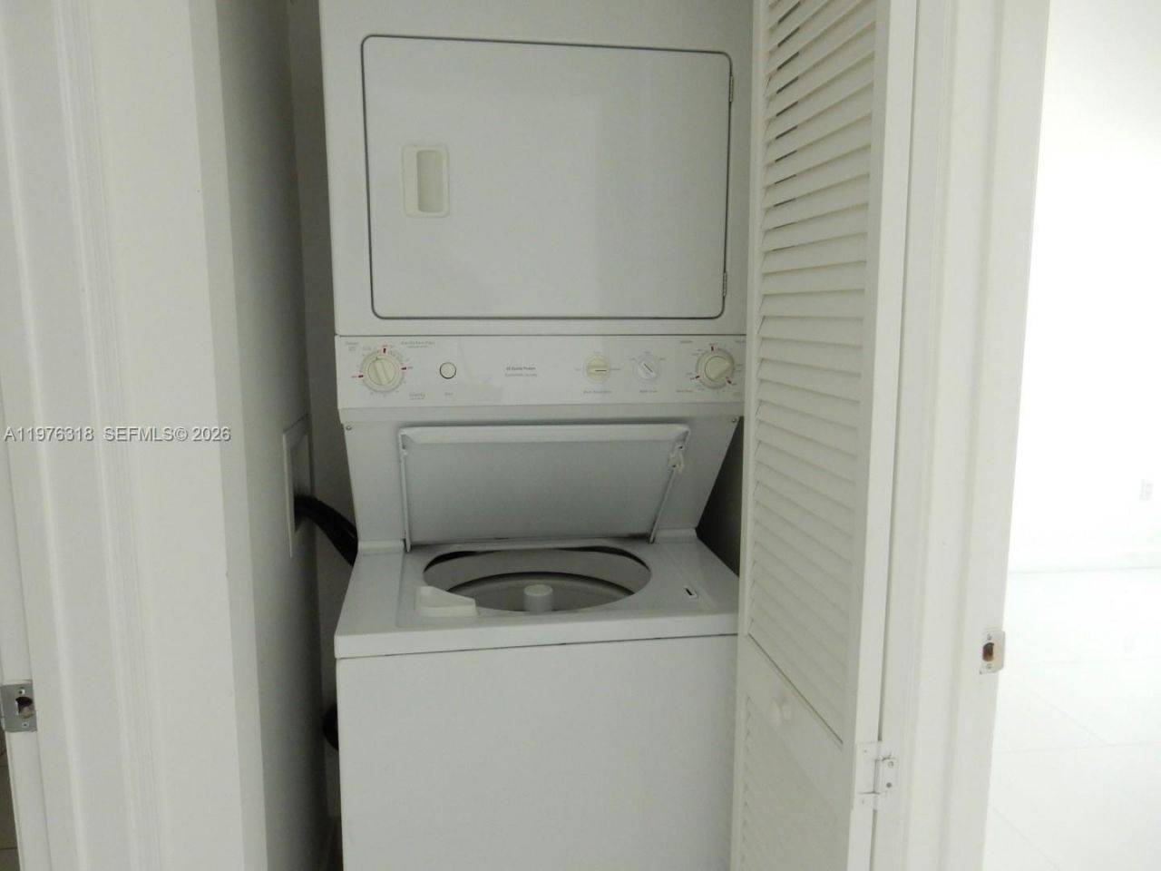 950 Brickell Bay Dr, Unit 4508, Miami, FL 33131 Photo