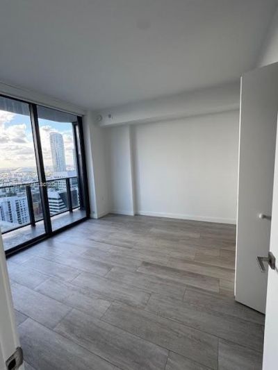 55 SW 9th St , Unit 3307, Miami, FL 33130 Photo