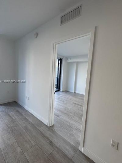 55 SW 9th St , Unit 3307, Miami, FL 33130 Photo