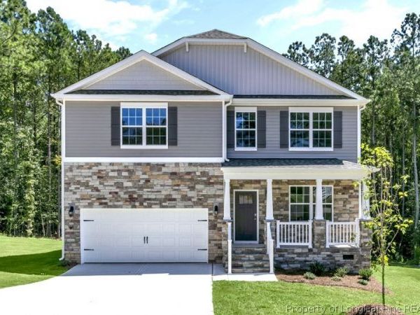 397 Hartfield Avenue, Raeford, NC 28376