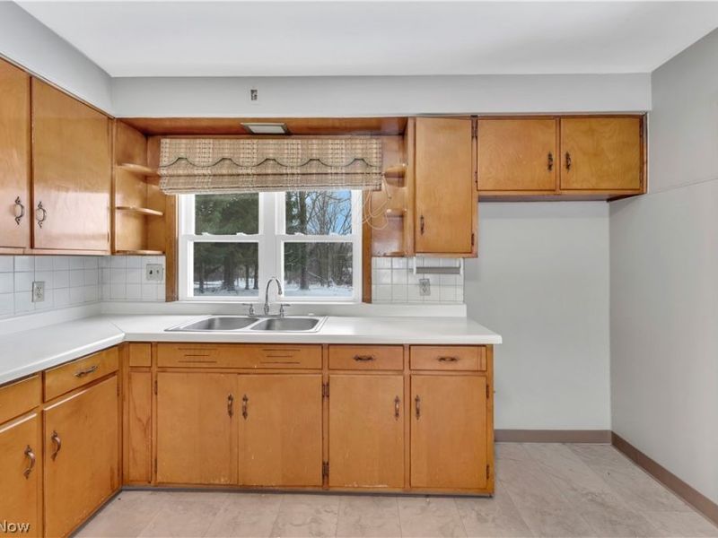 31 Eve Drive , Struthers, OH 44471 Photo 4